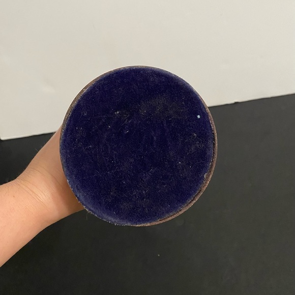 Vtg. CARVED METAL CANDLESTICK Southern Living at Home Garrity House Candlestick - Picture 5 of 8